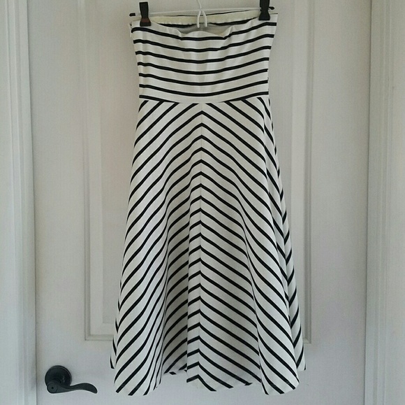 The Limited Strapless Stripe Ponte Dress - Picture 4 of 8